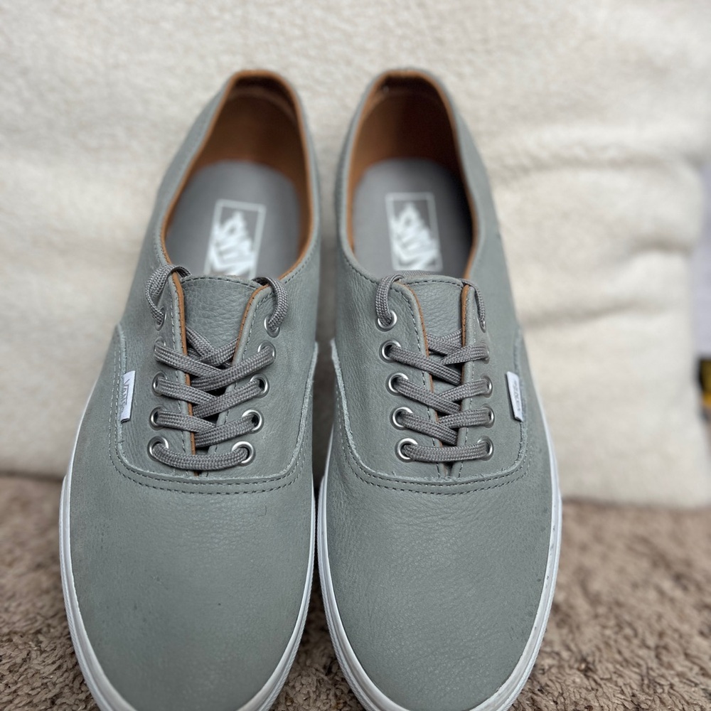 Men’s gray Vans Authentic Decon Premium Leather low top. Mens size 11.